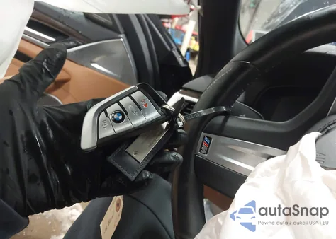 2022 BMW 540 I xDrive z USA, uszkodzony, nr VIN WBA73BJ00NWX53139